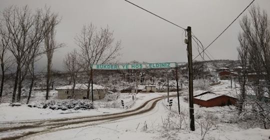 Kepsut’ta okullar kar nedeniyle tatil edildi