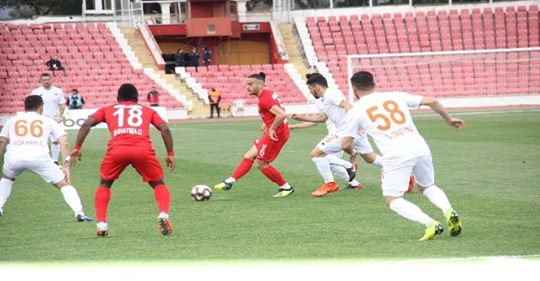 Balıkesirspor Baltok: 1- Adanaspor: 0