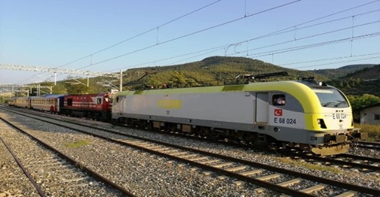 Balıkesir-Kütahya arasında ilk elektrikli tren çalıştı