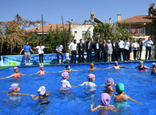 Büyükşehir 15 Bin Çocuğa Yüzme Eğitimi Verdi