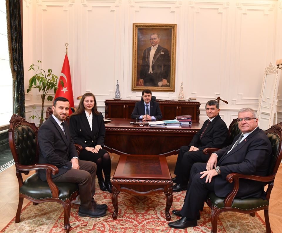 Ankara Balıkesirliler Derneği Yönetim Kurulu Ankara Valisi Vasip ŞAHİN’i ziyaret etti,