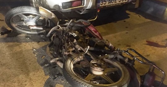 Ayvalık’ta motosikletle otomobil çarpıştı: 1 ölü