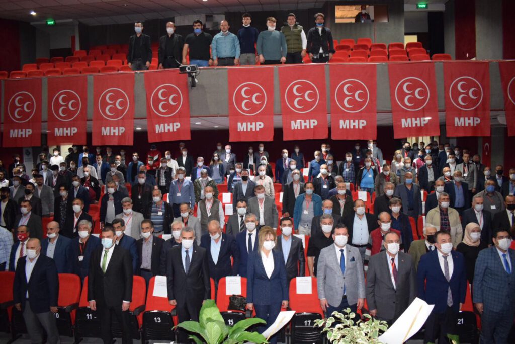 Bekir BOZKURT  MHP Bandırma yeni ilçe başkanı oldu.