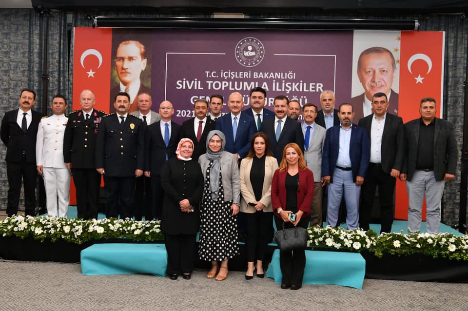 Vali Hasan Şıldak İçişleri Bakanı Süleyman Soylu ile birlikte seminere katıldı