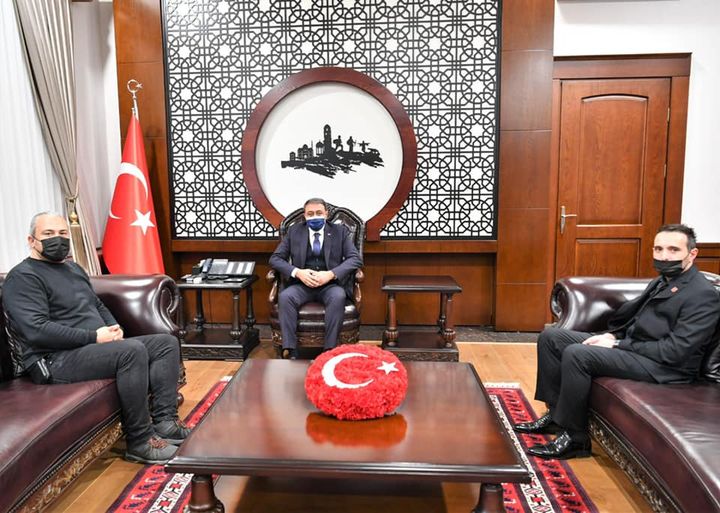 Balıkesirspor Kulubü Başkanı Özgür Yılmaz Vali Hasan Şıldak’ı ziyaret etti