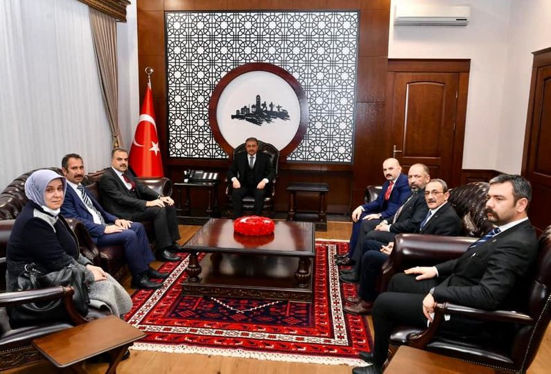 Büyük Birlik Partisi Genel Başkan Yardımcısı Murat Asllan Vali Hasan Şıldak’ı ziyaret etti.