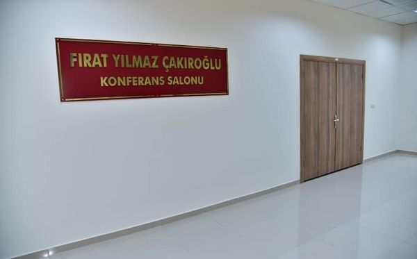 BAÜN Tıp Fakültesinde, Fırat Yılmaz Çakıroğlu Konferans Salonu’nun açılışı yapıldı