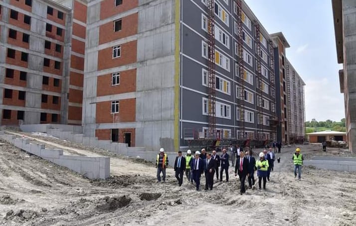 4300 kişilik kız öğrenci yurdu projesinin inşaatı devam ediyor.