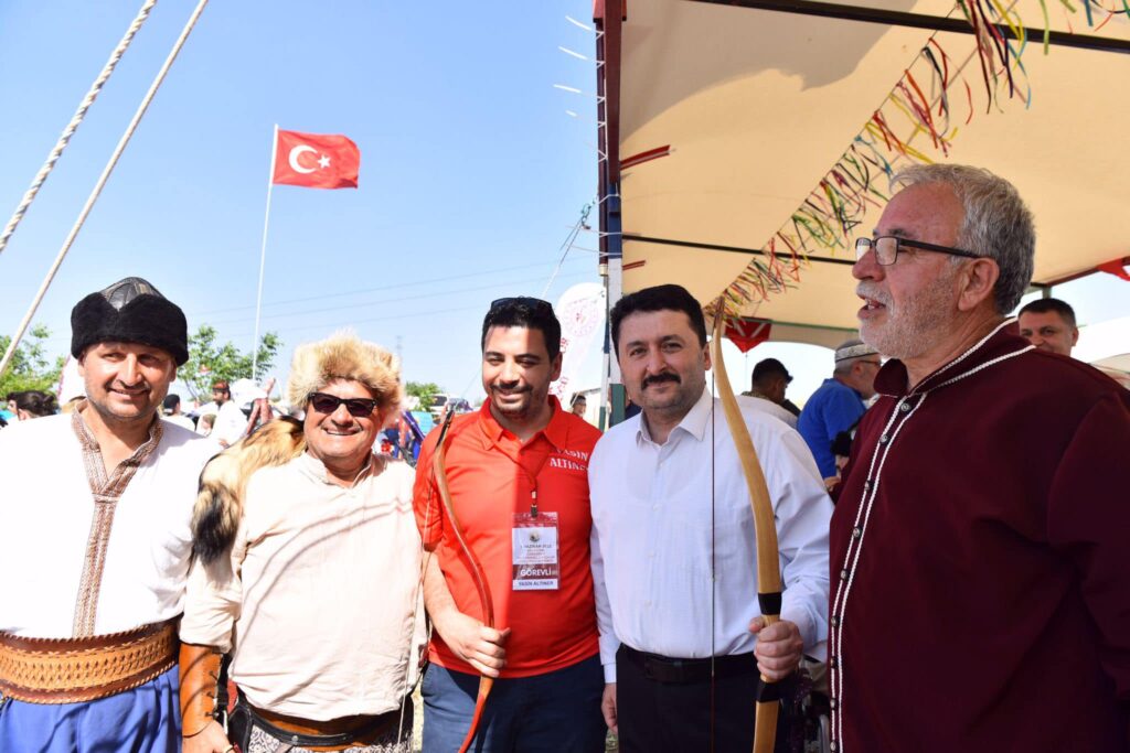 Başkan AVCI Geleneksel Türk Okçuluğu Turnuvasına katıldı