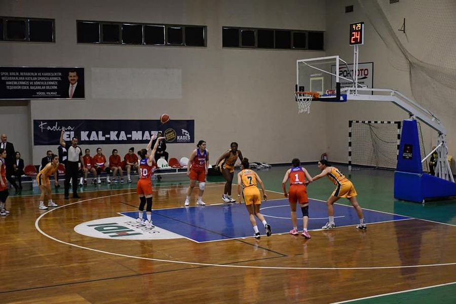Türkiye Kadınlar Basketbol 1.Ligİ..Gürespor 78-57 Botaş Gelişim..