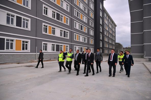Vali Hasan Şıldak Balıkesir Üniversitesi Çağış Kampüsünde  Öğrenci Yurdunda incelemede bulundu.
