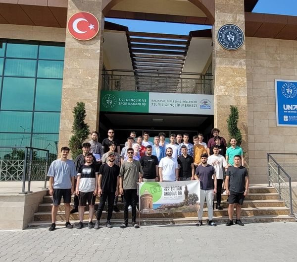 Balıkesirli gençler Medeniyet, Tarih ve Kültür Kampları için Bitlis’e uğurlandı.