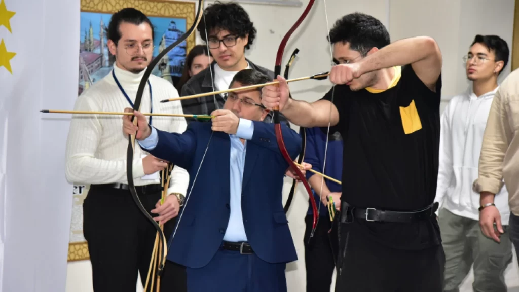 Balıkesir Üniversitesinde Geleneksel Okçuluk Salonu Açıldı