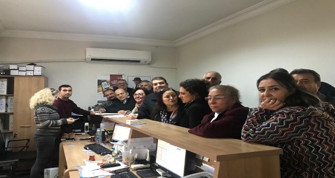 CHP’den 15 meclis üyesi aday adaylığını geri çekti