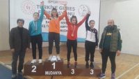 Derya Nur güreşte Türkiye şampiyonu