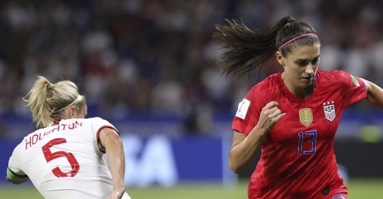 Kadınlar Dünya Kupası’nda ilk finalist ABD oldu