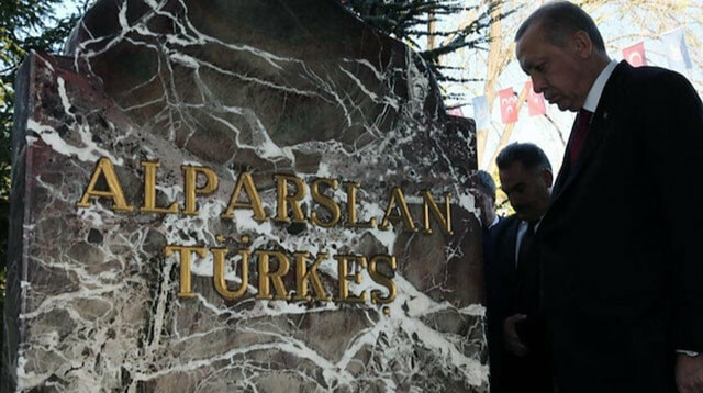 Cumhurbaşkanı Erdoğan’dan Başbuğ Alparslan Türkeş için anma mesajı
