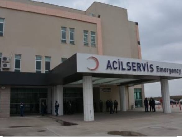Acil Servisin açılması ile Üniversite Hastanesi 7/24 sağlık hizmeti verir hale geldi.