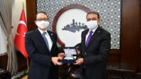 Japonya İstanbul Başkonsolosu Hisao Nishimaki Vali Hasan Şıldak’a nezaket ziyaretinde bulundu.