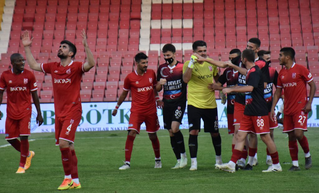 TFF 1. Lig’in 4’üncü haftasında Menemenspor’u konuk eden takımımız, sahadan 2-1 galip ayrıldı.
