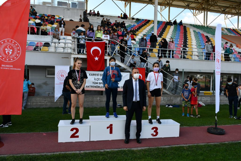 Cumhuriyet Kupası Atletizm Yarışmaları” sona erdi.