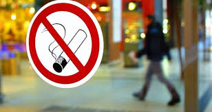 Cadde ve sokaklarda yürürken sigara içmek yasaklandı