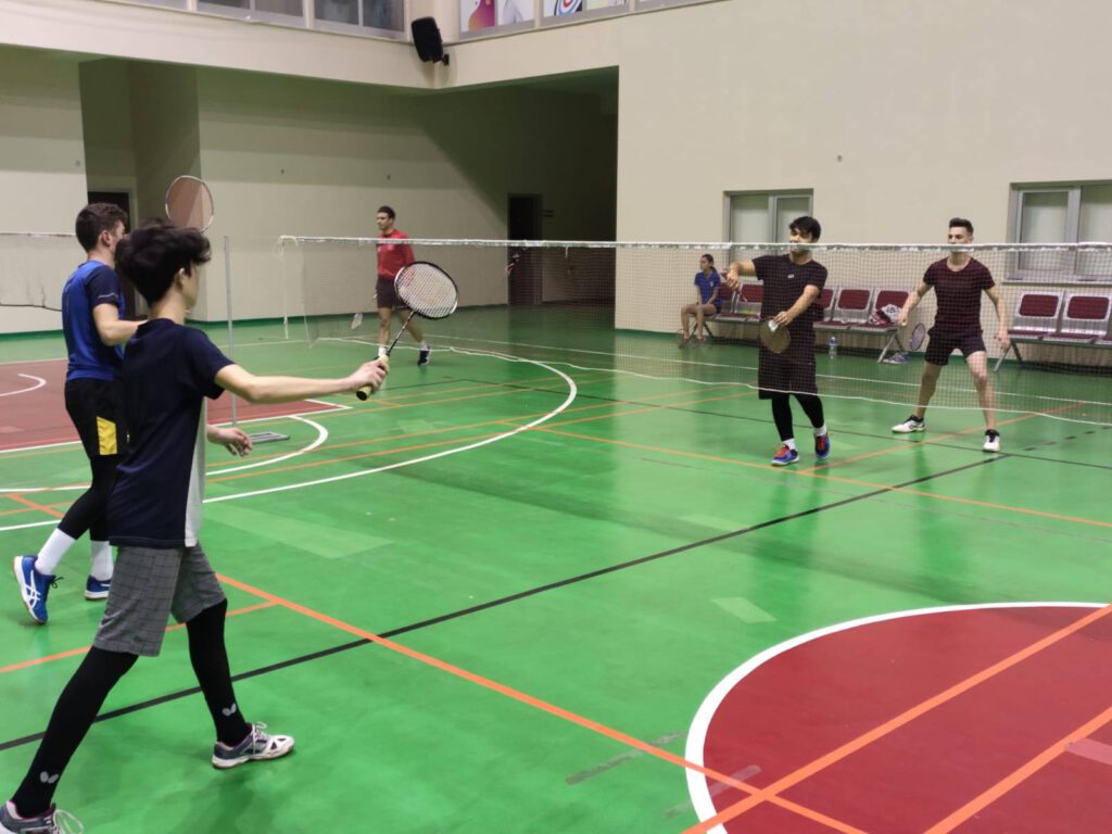 Badminton branşında sporcularımız antrenmanlarını sürdürüyor…
