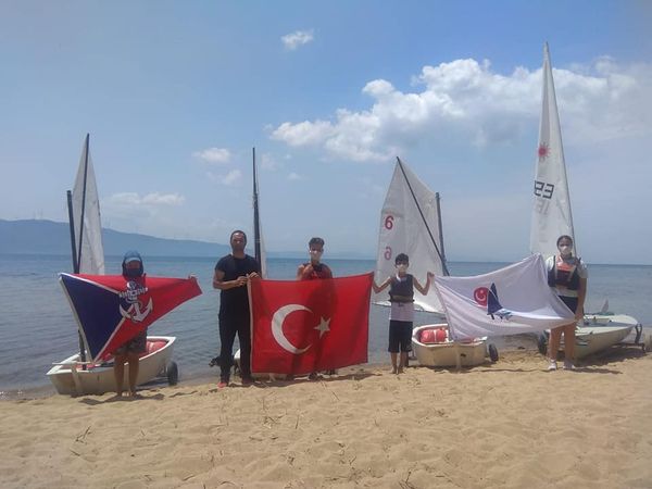 Balıkesir Bölge Kupası 1 Yelken Yarışları hafta sonu Erdek ilçemizde gerçekleştirildi.