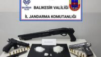 Altıeylül İlçesinde uyuşturucu madde ve silah ticareti yatığı tespit edilen (4) şüpheli YAKALANDI