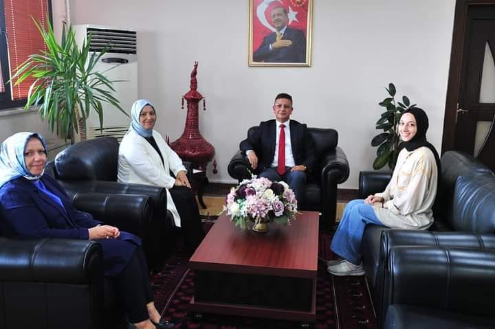 AK Parti İl Kadın Kolları Başkanı Meral Cengiz BAÜN Rektör İlter KUŞ’u ziyaret etti