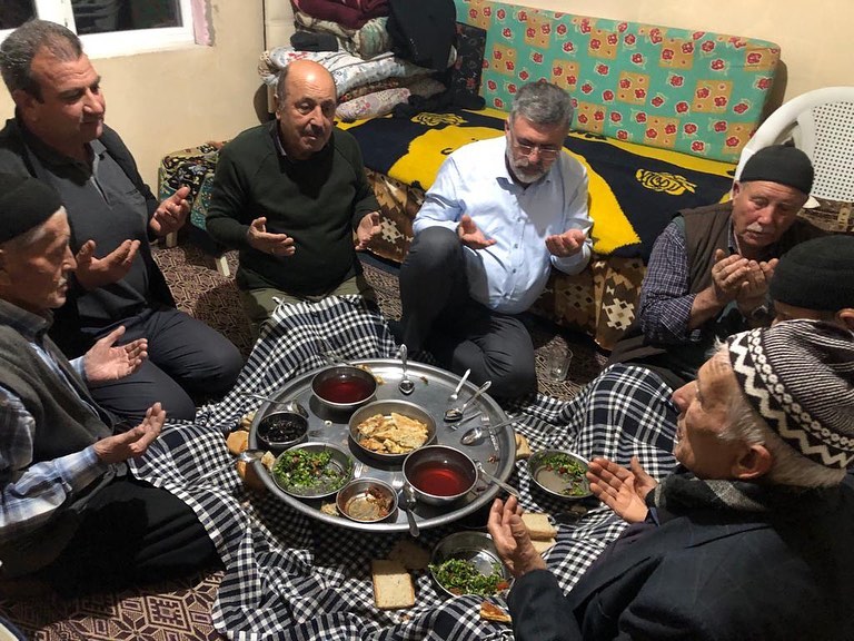 Kepsut Belediye Başkanı İsmail Cankul iftar sofrasına misafir  oldu