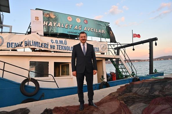 Başkan YILMAZ Ege ve Marmara Denizlerinden 50 bin metrekare hayalet ağ çıkardıklarını açıkladı.