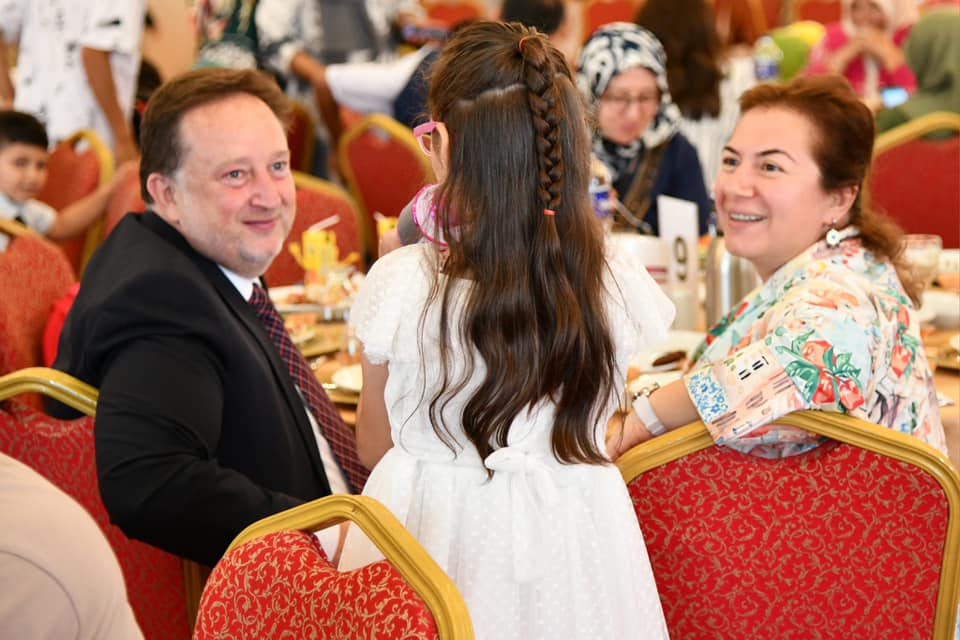 Başkan ORKAN eşi ile birlikte Koruyucu aile programına katıldı