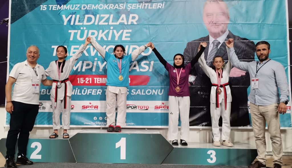 Balıkesir’li sporcumuz 𝐜𝐫𝐢𝐧 𝐒𝐞𝐯𝐢𝐦 Türkiye 3 .sü oldu. 