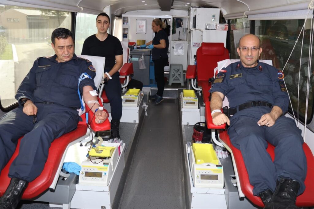 İl Jandarma Komutanlığı emrinde görevli personeller,Türk Kızılay’a kan bağışında bulundu