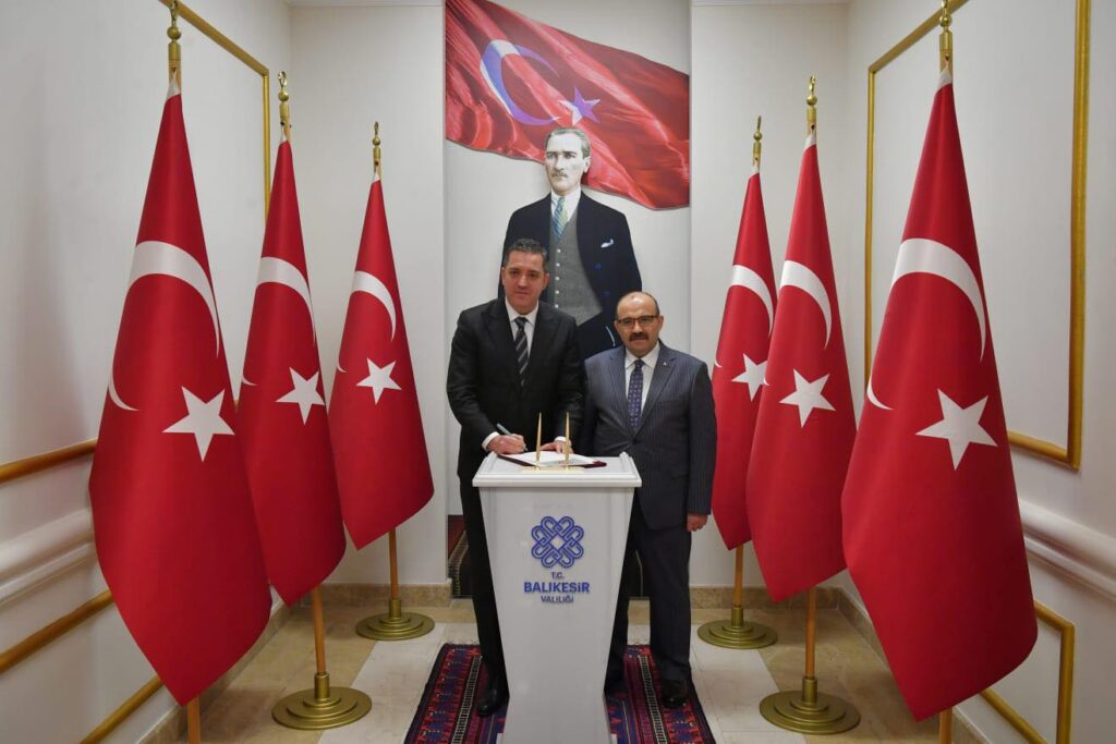 Türkiye Barolar Birliği Başkanı Av. Ramiz Erinç Sağkan Vali İsmail Ustaoğlu’na ziyarette bulundu.