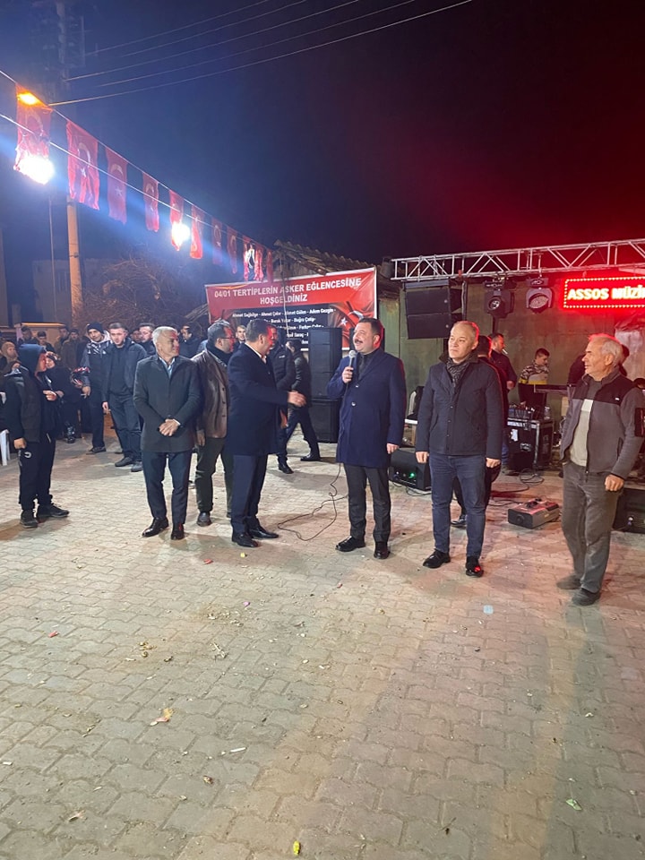 MHP Balıkesir milletvekili Ekrem Gökay Yüksel asker uğurlama merasimine katıldı