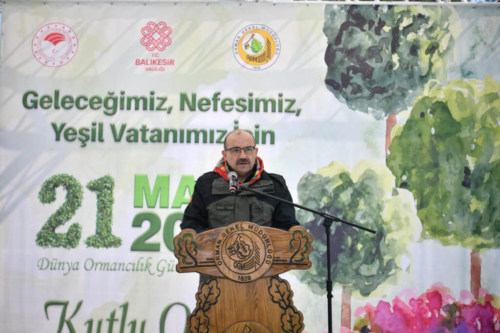 Vali İsmail Ustaoğlu Dünya Ormancılık Günü ve Nevruz Bayramı Fidan Dikimi programına katıldı.